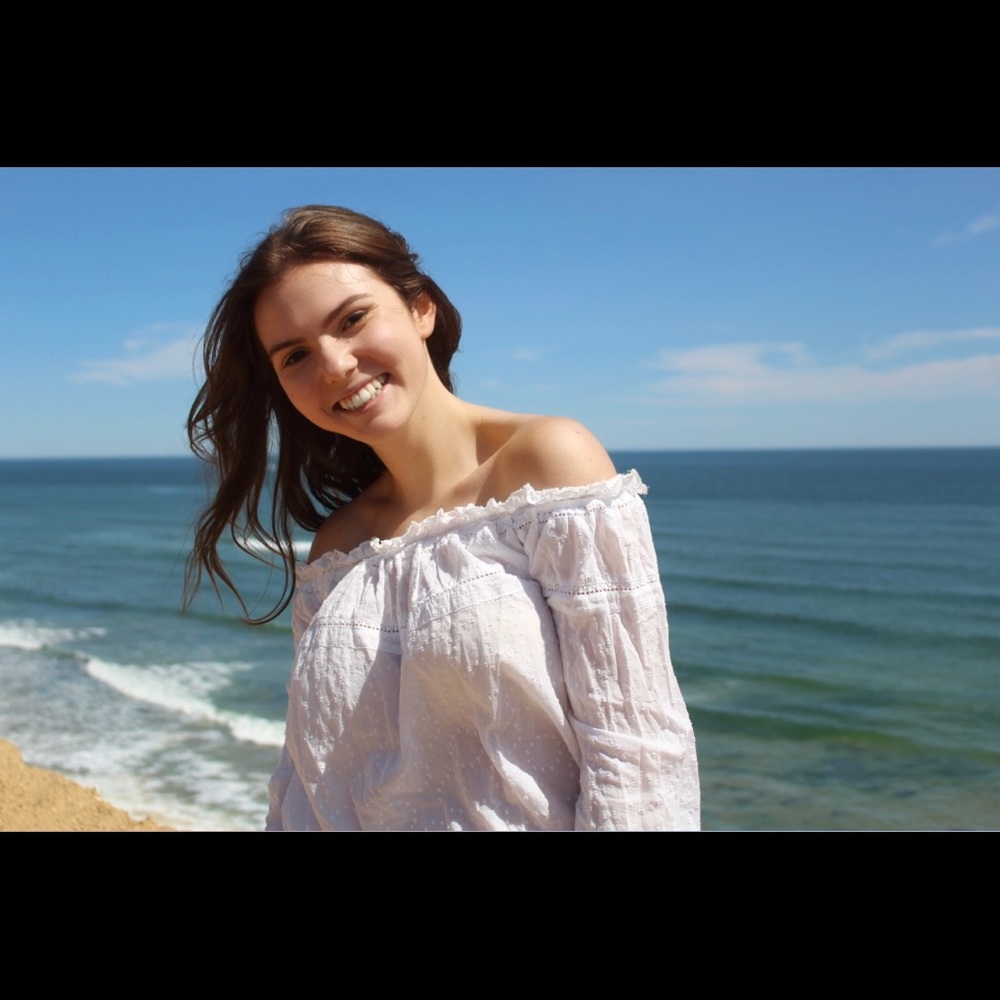 Meet your Posher, Christina